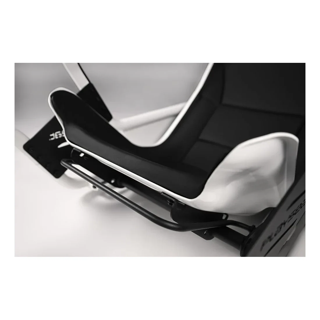 Playseat Formula Intelligence F1 Edition - Image 8